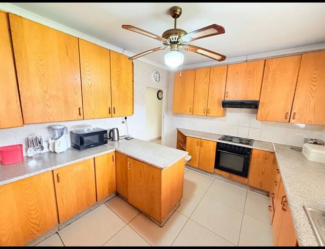 3 BEDROOM HOUSE FOR SALE IN VANDERBIJLPARK SE 1